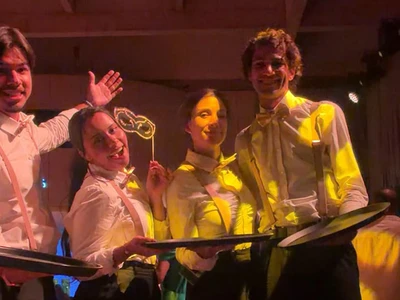 Drei unserer studentischen Mitarbeiter auf dem Event.