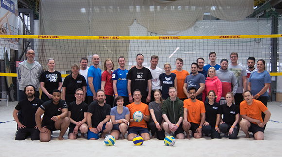 Sechs Mannschaften fanden sich für den BUHL-Cup 2018 im Düsseldorfer Alma Sportzentrum zusammen