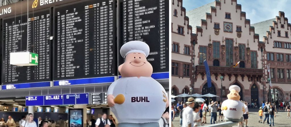 Bert am Frankfurter Flughafen vor dem historischen Römer