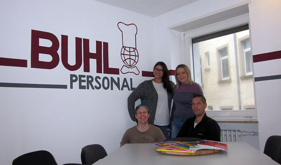 Andreas Fritz (Regionalleiter), Nadine Lutz (Fachbereichsleiterin Service), Maria Doberstein (Teamassistentin), Jens Simmendinger (Niederlassungsleiter)