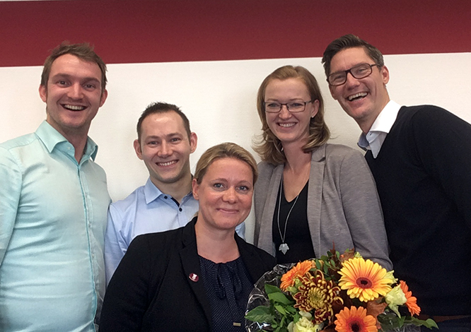 Unser Team in Sachsen (v.l.n.r.): Robert Zaschke (Personaldisponent Service in Dresden), Martin Pfitzner (Personaldisponent Küche in Leipzig), Andrea Grießhammer (Personaldisponentin Küche in Leipzig), Claudia Kaufmann (Fachbereichsleiterin Service), Holger Kraatz (Regionalleiter)