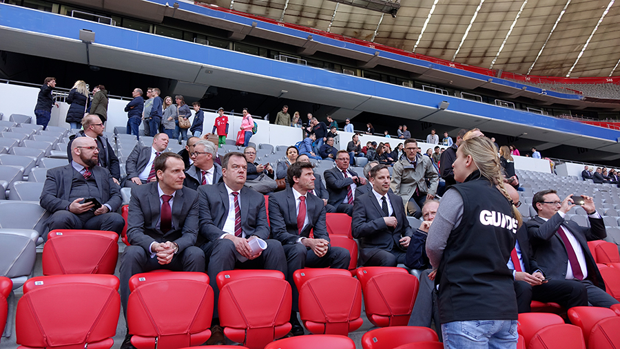 Auch die Nicht-Fußballfans begeisterte der Blick hinter die Kulissen eines der modernsten Stadien Europas. 