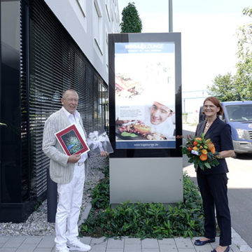 Titel Geburtstagsessen Charlotte und Hermann Buhl